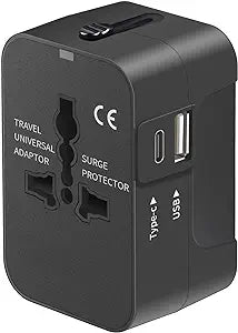 شاحن السفر العالمي متعدد المداخل مع ثلاث منافذ تايب سي ومنفذ USB-A - اسود